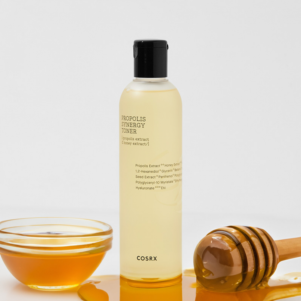 COSRX Full Fit Propolis Synergy Toner 150ml- Ενυδατικό τόνερ με πρόπολη για θρέψη και λάμψη της επιδερμίδας